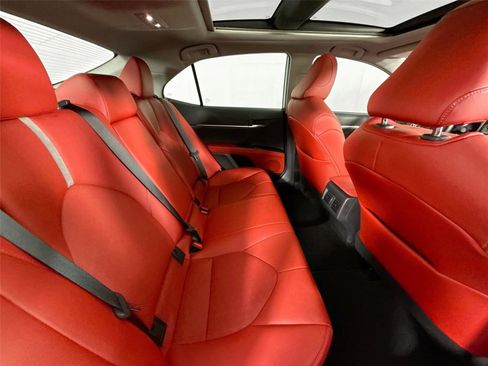 Certified 2020 Toyota Camry XSE image 58