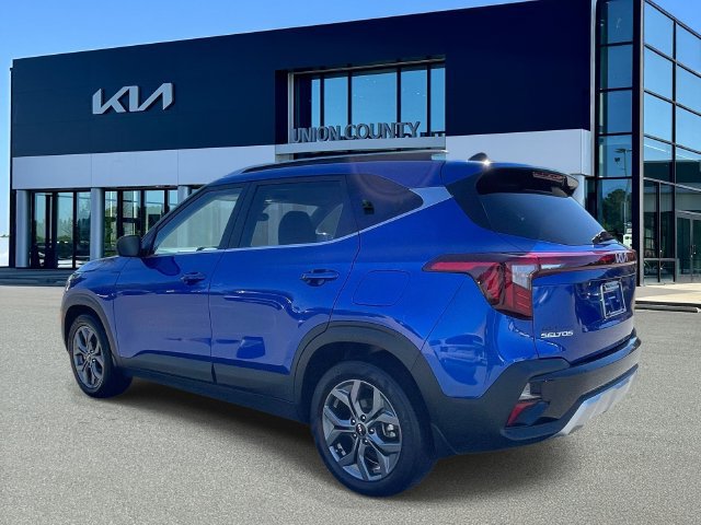 Certified 2024 Kia Seltos S FWD image 4