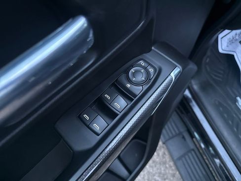 Used 2022 Chevrolet Silverado 1500 Custom Trail Boss w/ Midnight Edition image 11