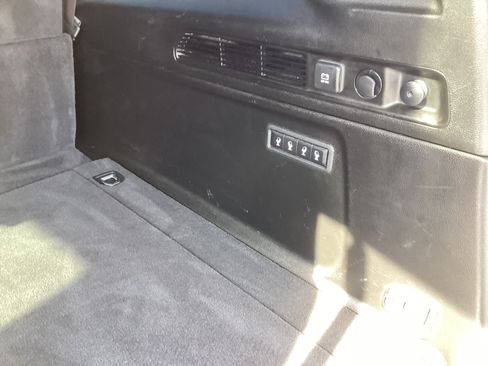 Used 2024 Jeep Wagoneer L Series III w/ Flexible Seating Group AWD/4WD image 13