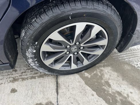 Used 2022 Honda Odyssey EX-L image 4