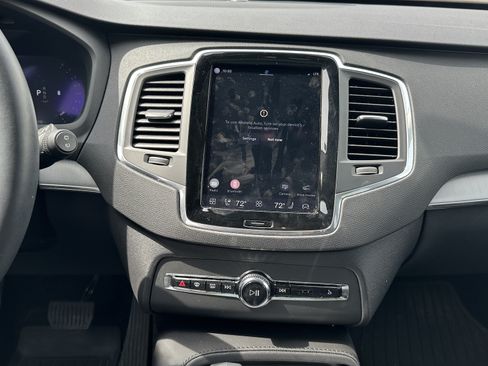 Used 2023 Volvo XC90 B5 Core w/ Protection Package Premier AWD/4WD image 31