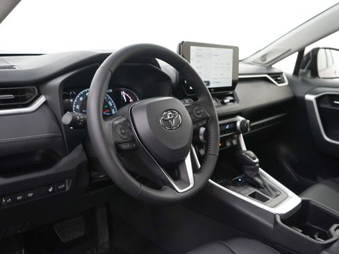 Used 2025 Toyota RAV4 XLE Premium w/ Weather Package image 17