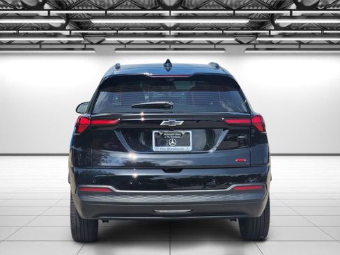 Used 2027 Chevrolet Bolt RS w/ Technology Package FWD image 8