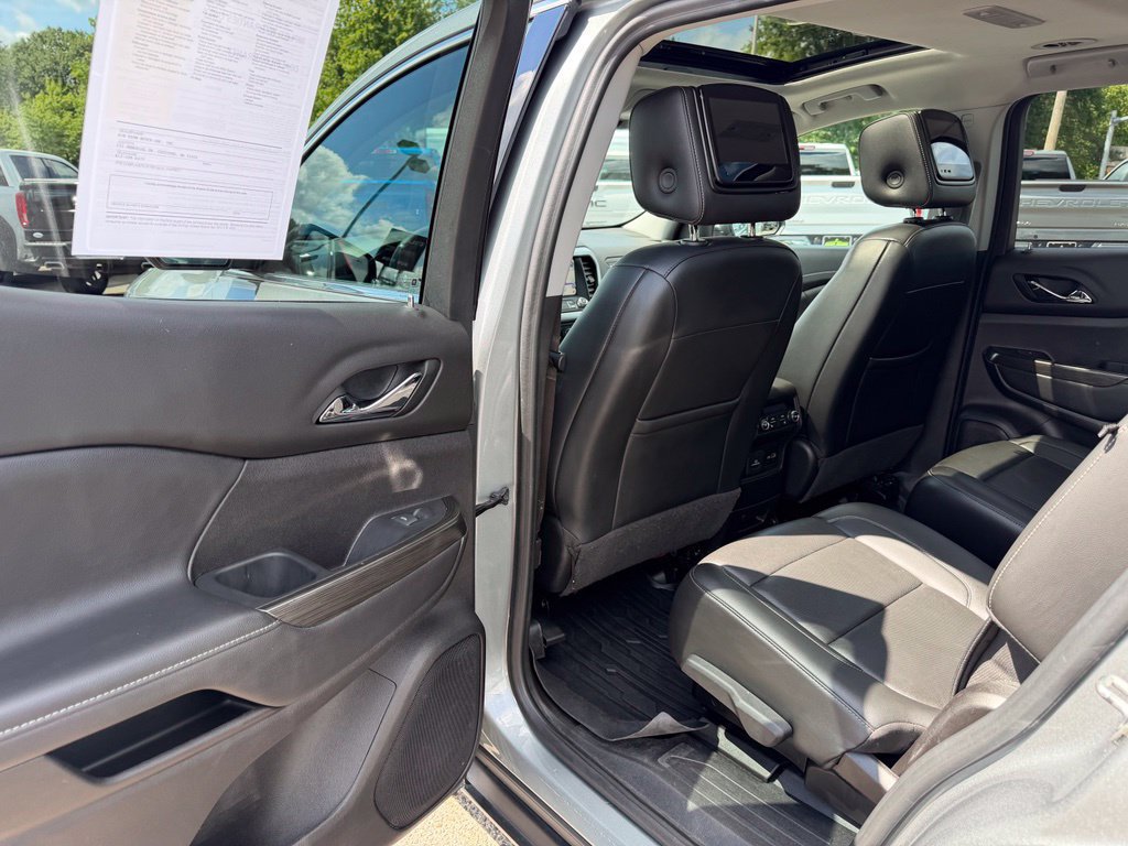 Certified 2023 GMC Acadia SLT w/ Preferred Package AWD/4WD image 14