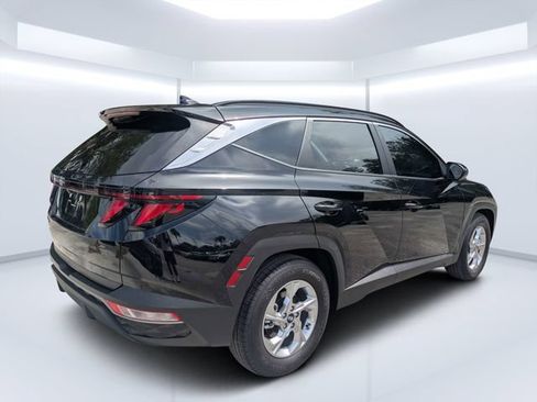 Used 2024 Hyundai Tucson SEL FWD image 3
