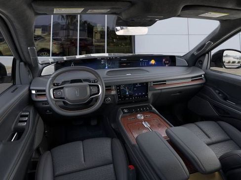 New 2025 Lincoln Navigator L Black Label image 9
