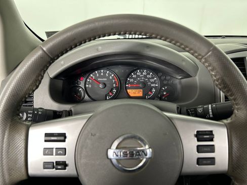 Used 2017 Nissan Frontier SV w/ SV Value Truck Package RWD image 14