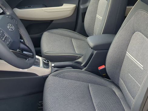 New 2026 Hyundai Venue SEL FWD image 17