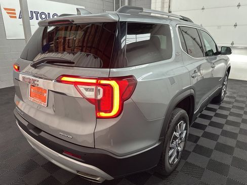 Used 2023 GMC Acadia SLT image 10