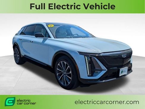 Used 2024 Cadillac Lyriq Sport w/ LPO, Floor Liner Package AWD/4WD image 1