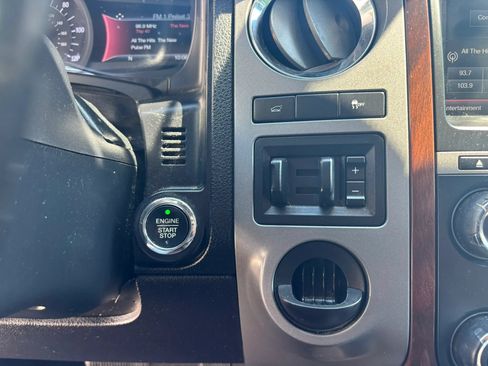 Used 2015 Ford Expedition EL Platinum RWD image 17