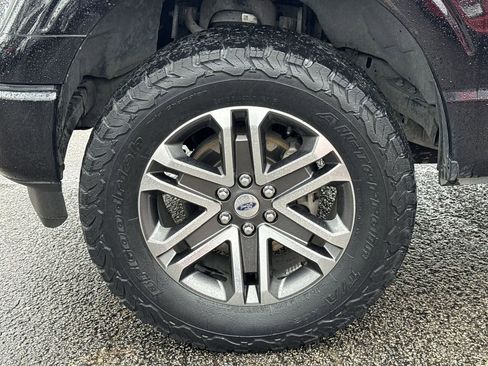 Used 2021 Ford F150 XL w/ STX Appearance Package RWD image 10