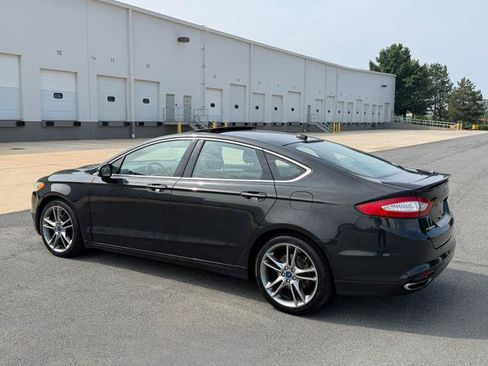 Used 2013 Ford Fusion Titanium w/ Titanium Driver Assist Pkg FWD image 3