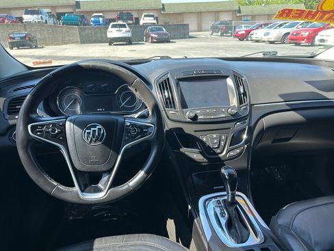 Used 2016 Buick Regal FWD image 13