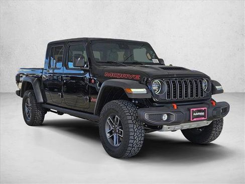New 2025 Jeep Gladiator Mojave w/ Convenience Group image 7