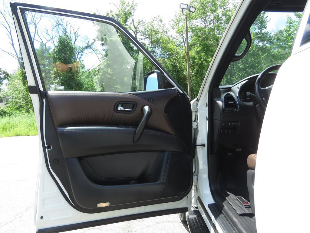 Used 2020 Nissan Armada Platinum w/ Platinum Reserve Package AWD/4WD image 9