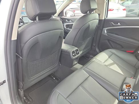 Used 2026 Genesis G70 2.5T RWD image 13