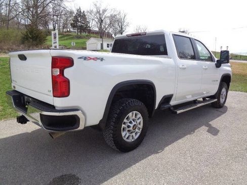 Used 2023 Chevrolet Silverado 2500 LT image 6