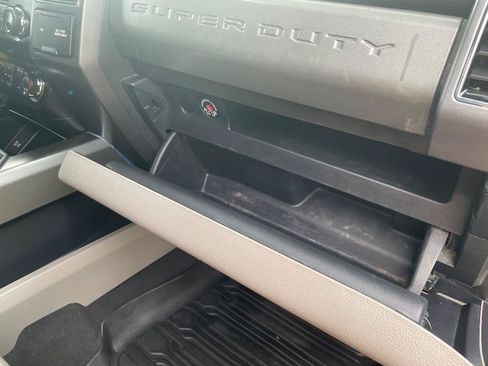 Used 2022 Ford F250 XLT w/ FX4 Off-Road Package AWD/4WD image 26