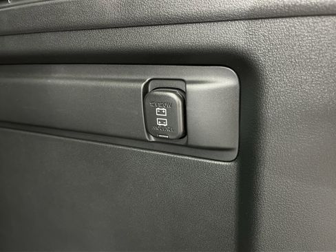 New 2025 MAZDA CX-90 3.3 Turbo w/ Preferred Package image 31