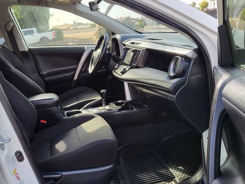 Used 2017 Toyota RAV4 XLE image 18