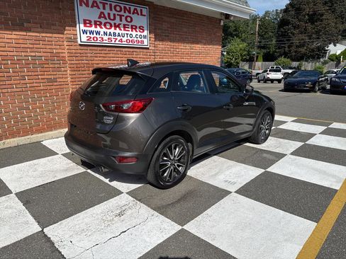 Used 2017 MAZDA CX-3 Touring w/ Premium Package image 3