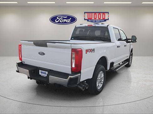 New 2026 Ford F250 XLT w/ FX4 Off-Road Package AWD/4WD image 3