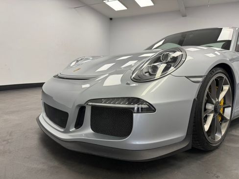 Used 2014 Porsche 911 GT3 RWD image 23