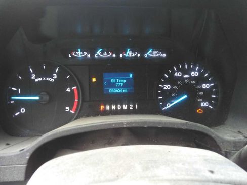 Used 2019 Ford F550 4x4 Regular Cab Super Duty image 6