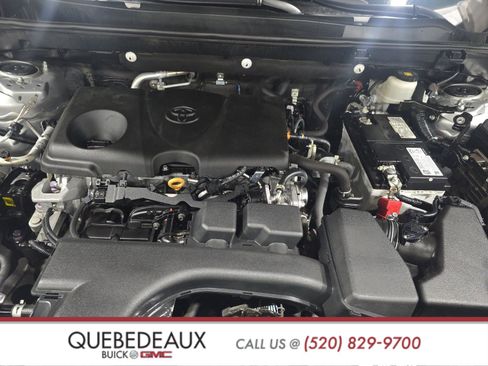 Used 2022 Toyota RAV4 XLE image 15