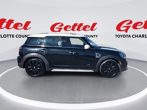 Used 2023 MINI Cooper Countryman S w/ Signature Upholstery Package image 9