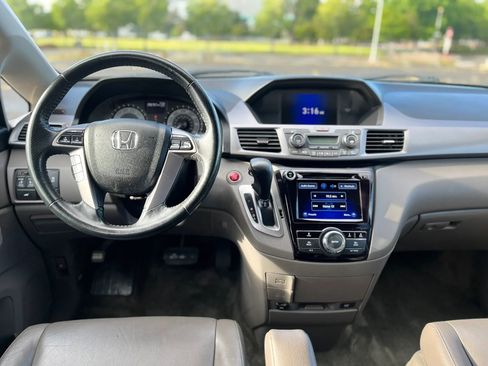 Used 2014 Honda Odyssey EX-L image 14