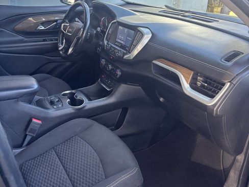 Used 2018 GMC Terrain SLE w/ Driver Convenience Package image 16
