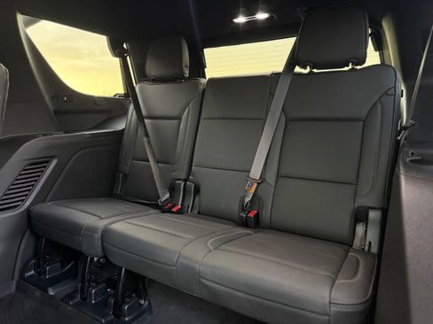 Used 2021 GMC Yukon Denali w/ Denali Premium Package image 17