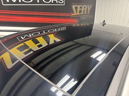 Used 2022 Ford Escape Titanium w/ Titanium Elite Package image 8