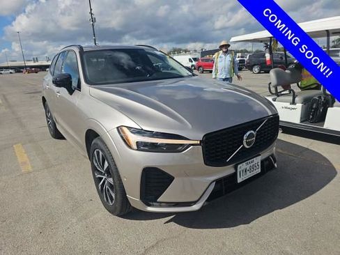 Certified 2025 Volvo XC60 B5 Plus image 1