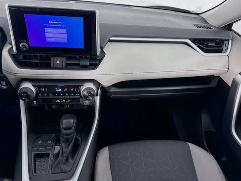 Used 2023 Toyota RAV4 XLE image 28