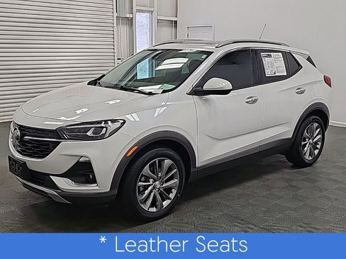 Used 2022 Buick Encore GX Essence w/ Experience Buick Package image 5