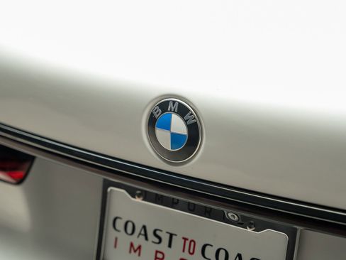 Used 2021 BMW 750i xDrive w/ Executive Package AWD/4WD image 18