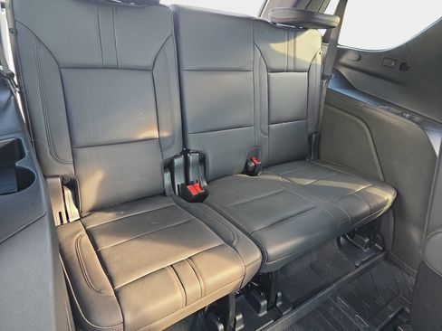 Used 2024 Chevrolet Tahoe RST w/ RST Performance Edition AWD/4WD image 12