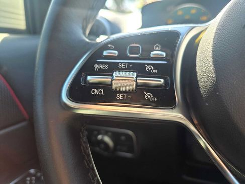 Certified 2023 Mercedes-Benz EQB 250+ image 33