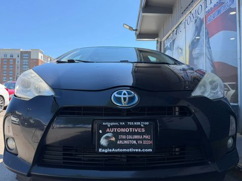 Used 2013 Toyota Prius C Four FWD image 8
