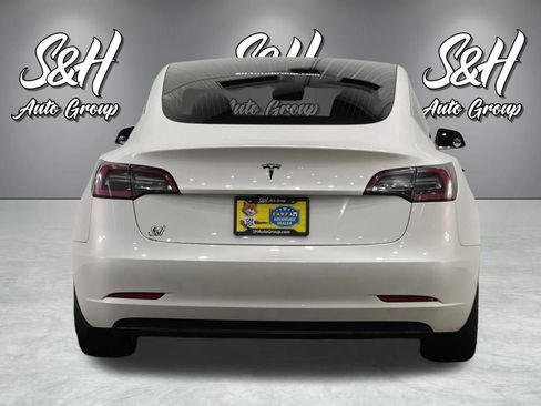 Used 2020 Tesla Model 3 Standard Range RWD image 15