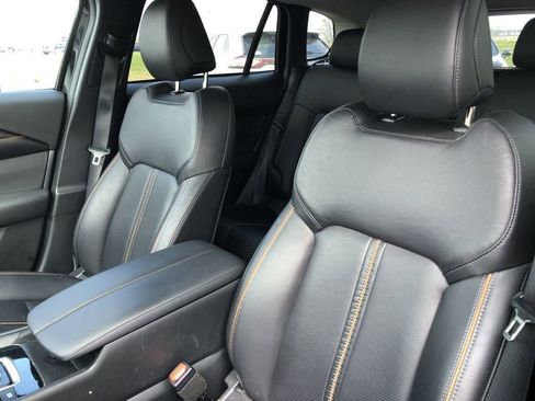 Used 2025 MAZDA CX-50 AWD 2.5 S w/ Premium Plus Pkg image 14