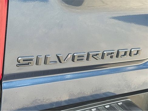 Certified 2022 Chevrolet Silverado 2500 LTZ w/ LTZ Plus Package image 15