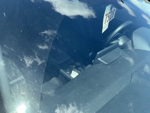 Used 2024 Nissan Sentra S FWD image 22
