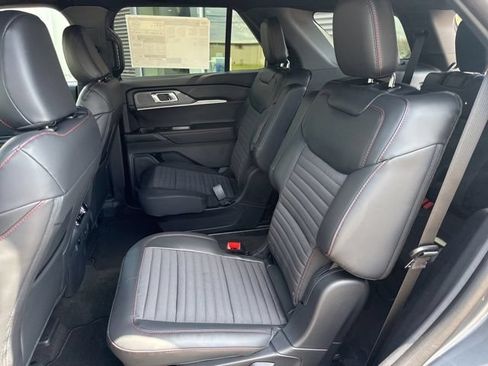 New 2026 Ford Explorer ST-Line AWD/4WD image 38