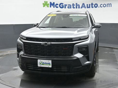 Used 2024 Chevrolet Traverse RS image 5