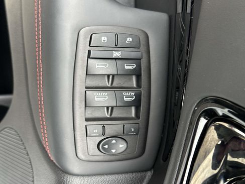 Certified 2025 Dodge Durango GT image 21